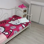 Marchelina Villa *