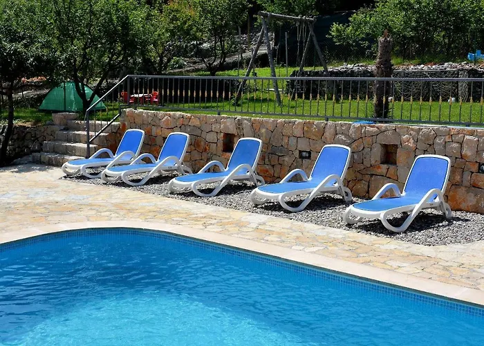 Marchelina Villa Grubine
