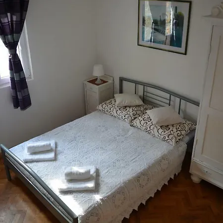 Marchelina Vila Grubine